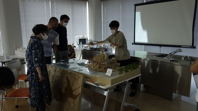 presentation_1.jpg