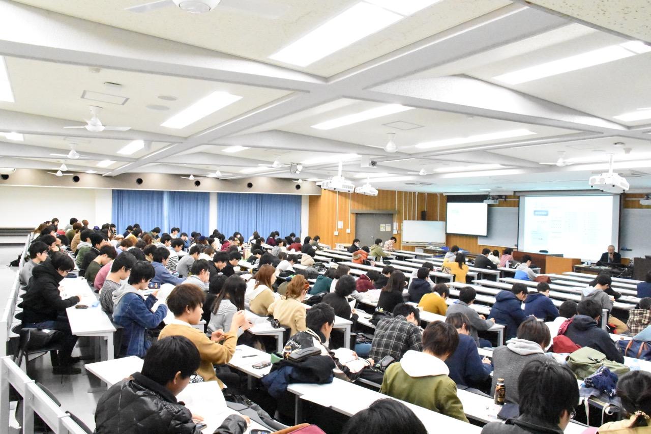 http://www.shinshu-u.ac.jp/faculty/econlaw/topics/20161128_DSC_0185.jpg