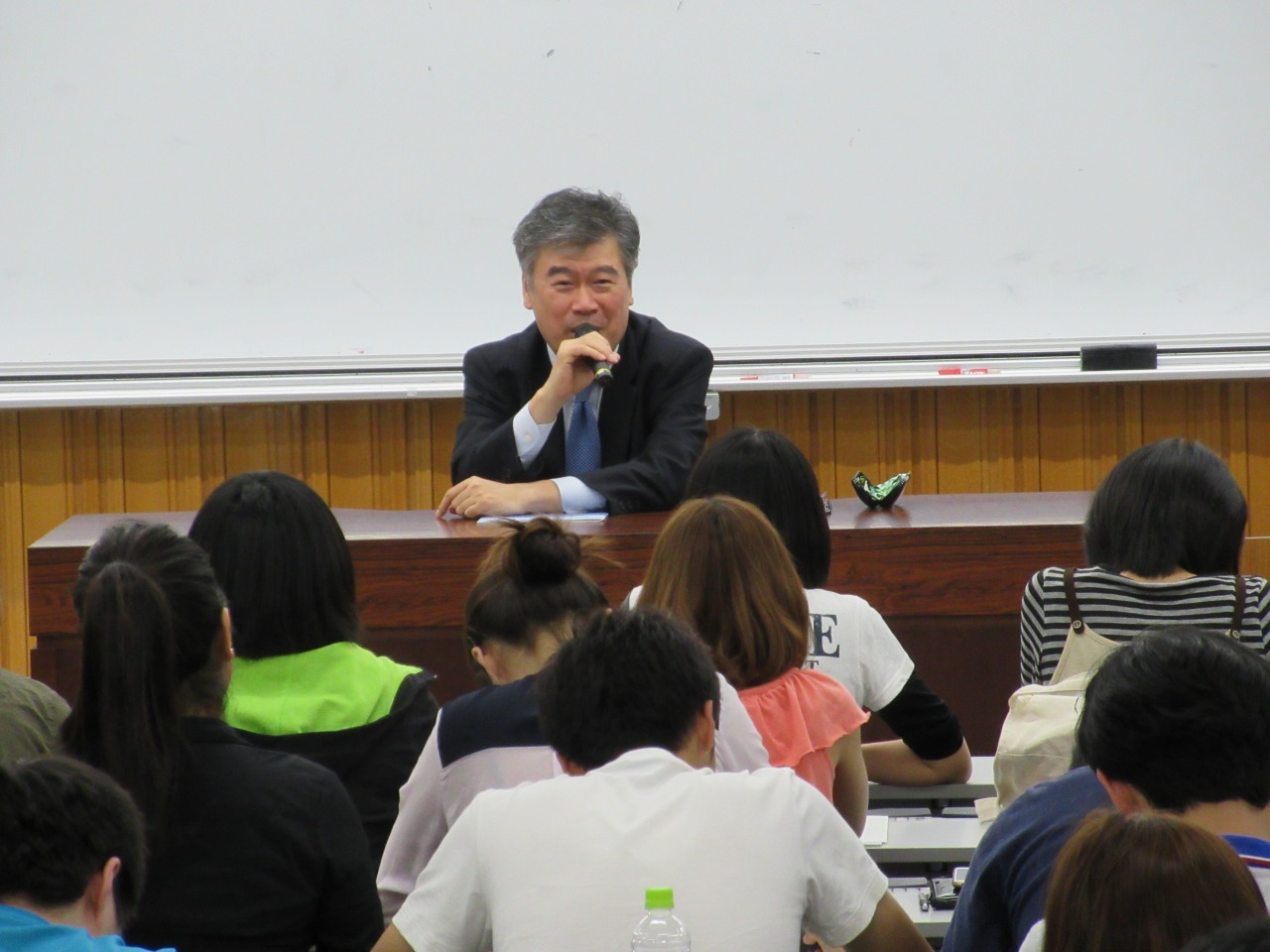 http://www.shinshu-u.ac.jp/faculty/econlaw/topics/images/IMG_0769.jpg