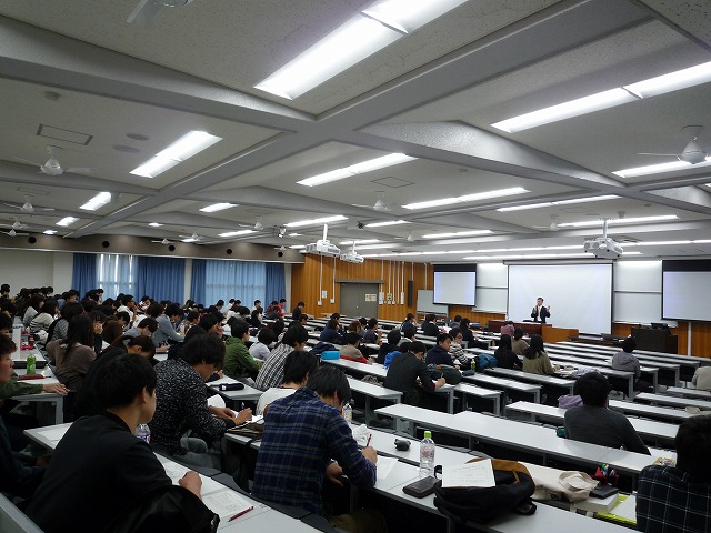 http://www.shinshu-u.ac.jp/faculty/econlaw/topics/images/s-271014%E7%8F%BE%E6%B3%952_1%E5%B7%A6_%E5%85%A8%E4%BD%93.jpg