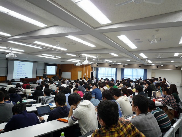 http://www.shinshu-u.ac.jp/faculty/econlaw/topics/images/s-271015%E7%8F%BE%E6%B3%952_1%E5%B7%A6_%E5%85%A8%E4%BD%93.jpg