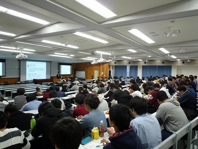 http://www.shinshu-u.ac.jp/faculty/econlaw/topics/images/s-271104%E7%8F%BE%E6%B3%952_1%E5%B7%A6_%E5%85%A8%E4%BD%93.jpg