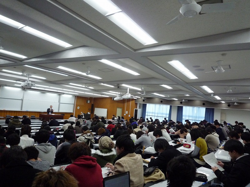 http://www.shinshu-u.ac.jp/faculty/econlaw/topics/images/s-271221%E7%8F%BE%E6%B3%952_1%E5%B7%A6_%E5%85%A8%E4%BD%93.jpg