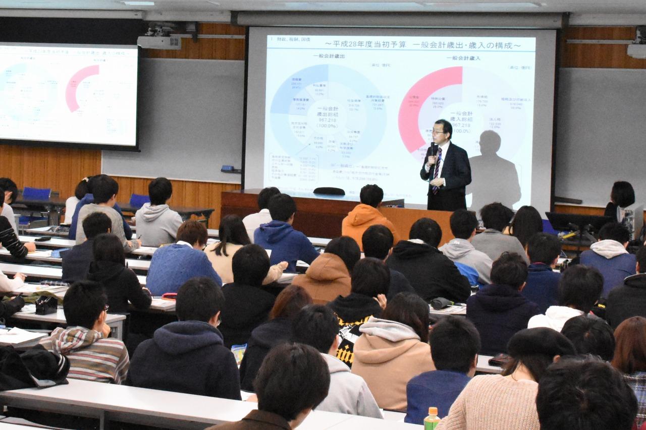 http://www.shinshu-u.ac.jp/faculty/econlaw/topics/rDSC_0859.jpg