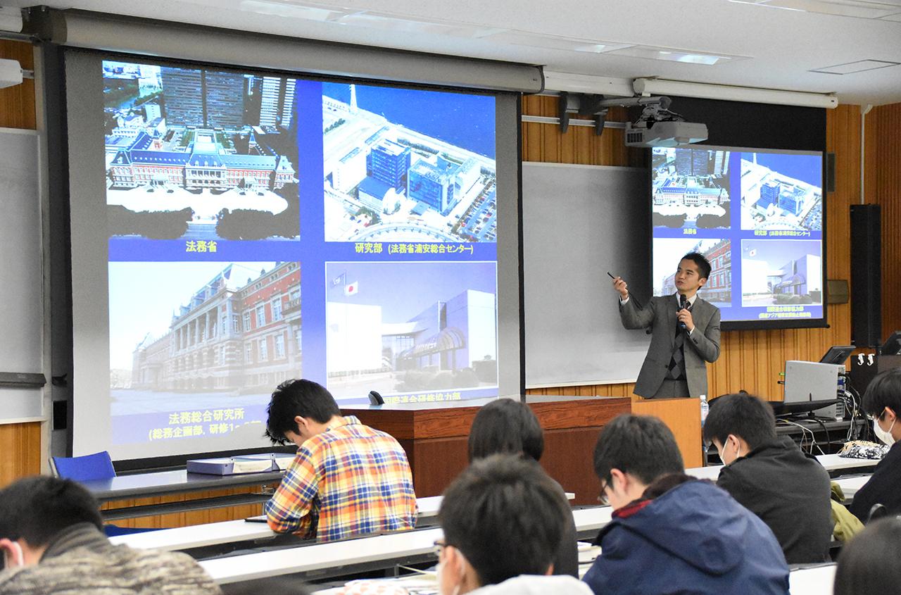 http://www.shinshu-u.ac.jp/faculty/econlaw/topics/sDSC_0971.jpg