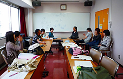 写真:チューター活動