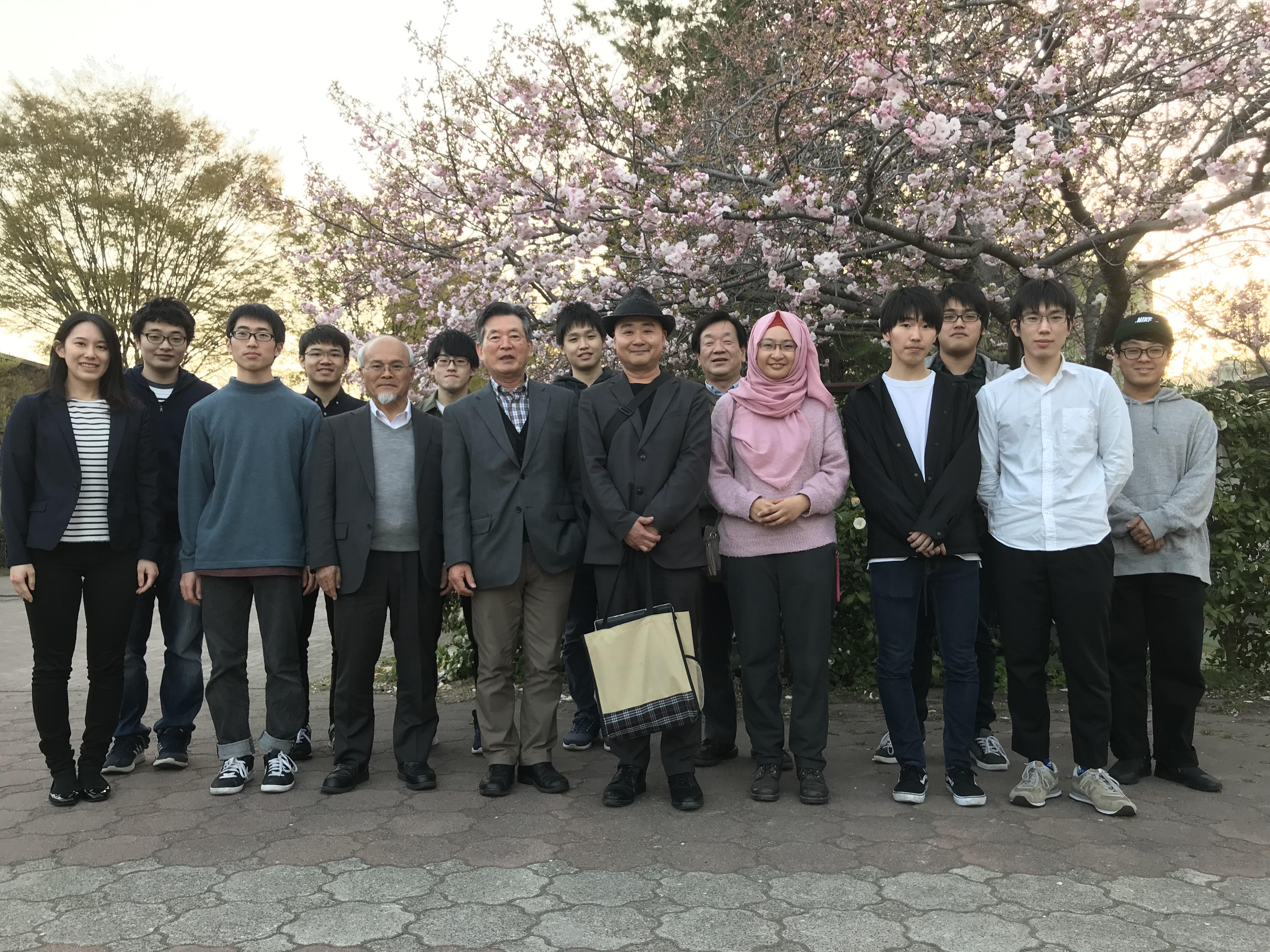 http://www.shinshu-u.ac.jp/faculty/engineering/chair/elec005/news/2019-04-22%2018.04.37.jpg