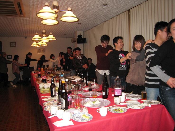 http://www.shinshu-u.ac.jp/faculty/engineering/global/international/images/farewellparty_img02.jpg