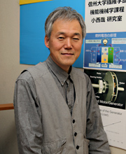 小西 哉