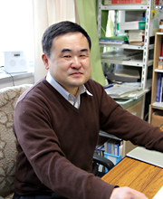谷上 哲也