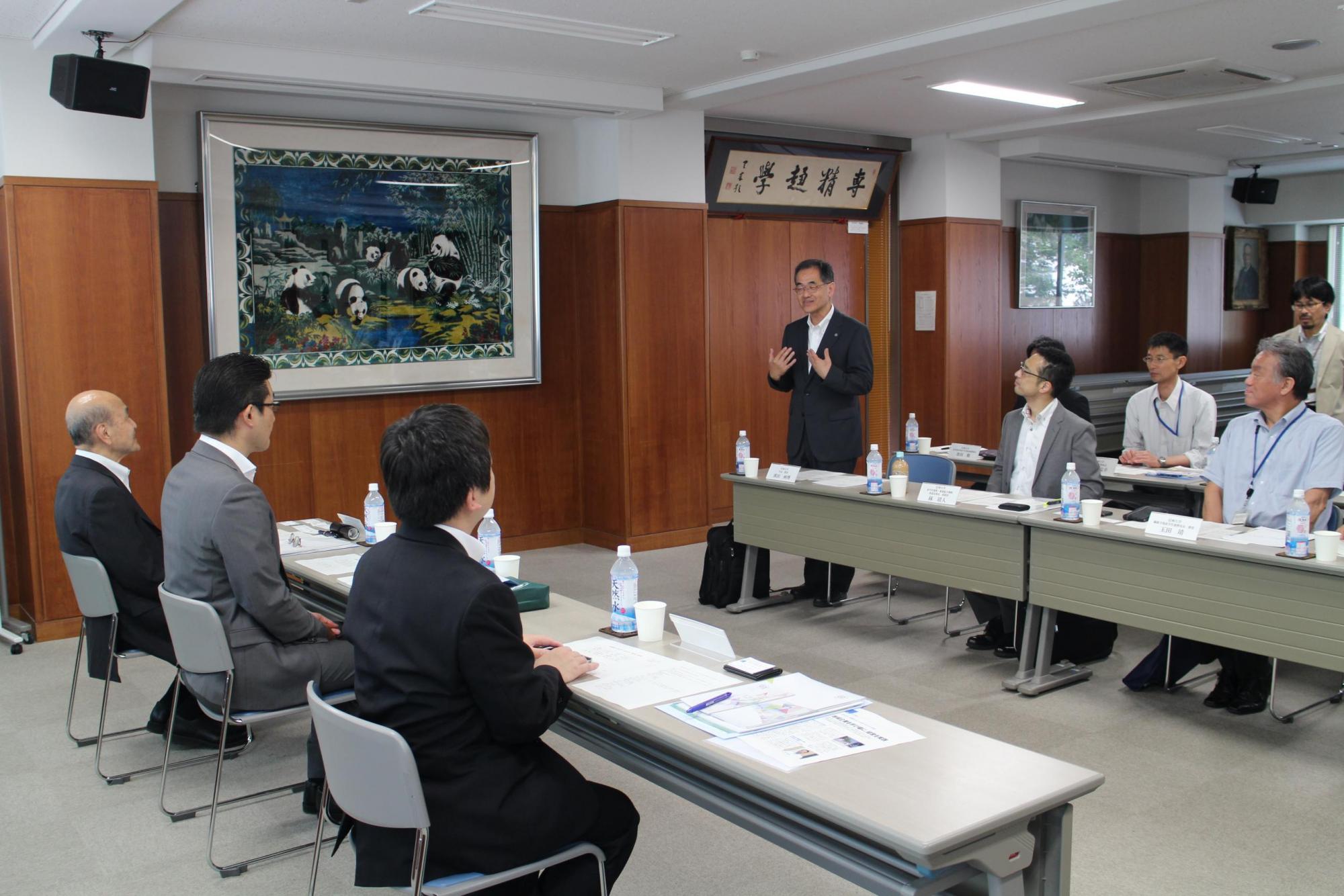 http://www.shinshu-u.ac.jp/project/leading/news/20190729%20conference.JPG