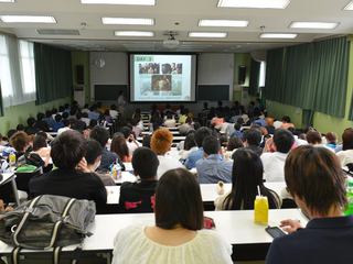 報告会の様子