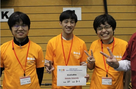 写真左から滝沢 由睦さん、鰐川 友太さん、松本圭威さん