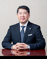 学長 中村宗一郎