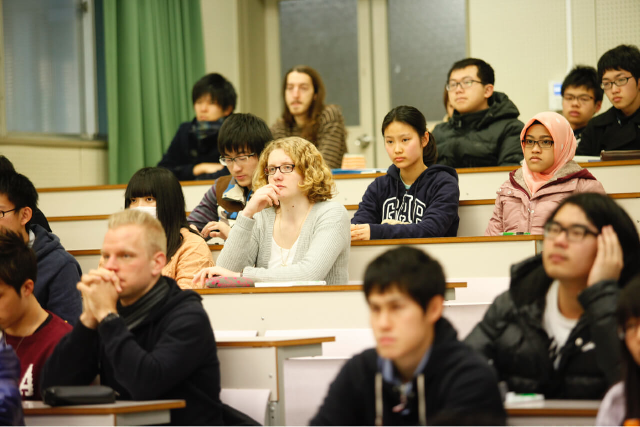 外国人留学生への経済支援