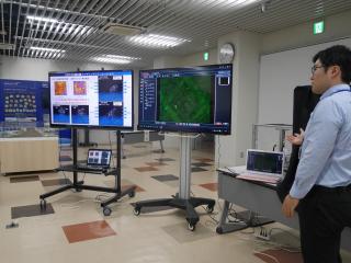 P10600~1.JPG
