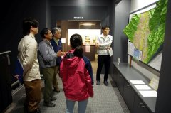 箕輪町郷土博物館の見学（10月5日）