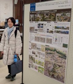 落合里穂さんと発表ポスター