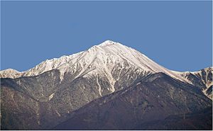 300px-Mt-Jounen_in_Azumino-Hotaka.jpg