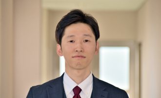 寺前　慎太郎