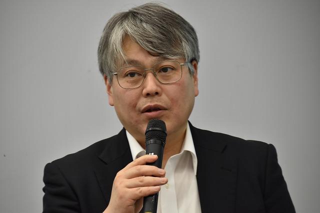 福田 守雄 先生(国土交通省大臣官房審議官（自動車局担当）)の講義が行われました福田 守雄 先生(国土交通省大臣官房審議官（自動車局担当）)の講義が行われました