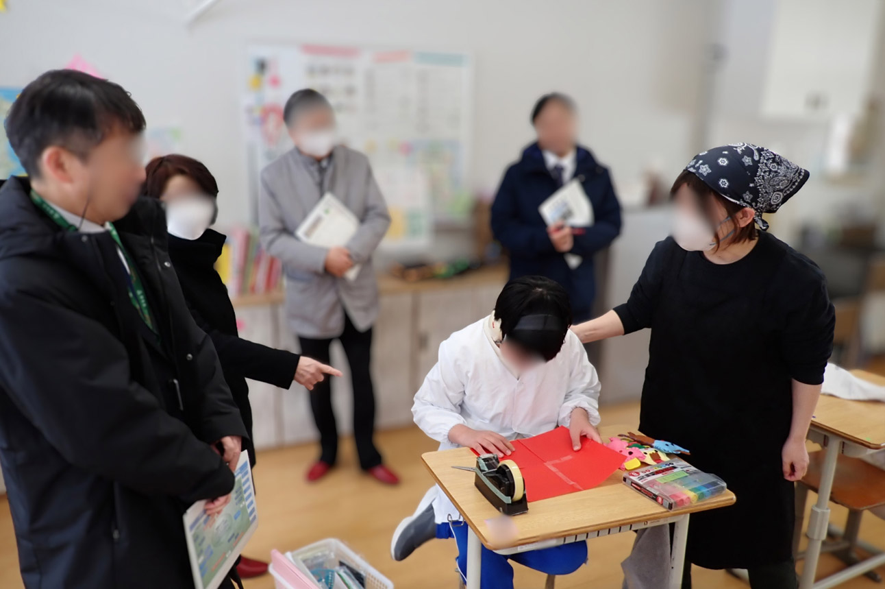 群馬県教育委員会・伊勢崎特別支援学校の先生方による視察