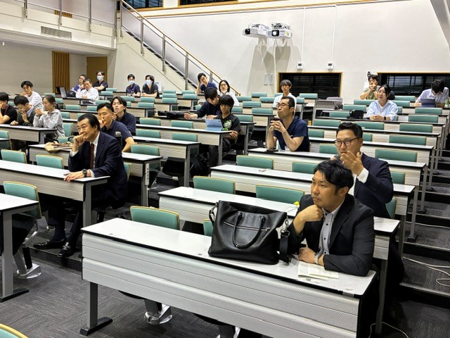 Seminar Image 2