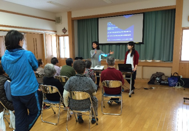 地域の公民館に伺って、高齢者に認知機能の補償方略を習得していただく集団プログラム.PNG