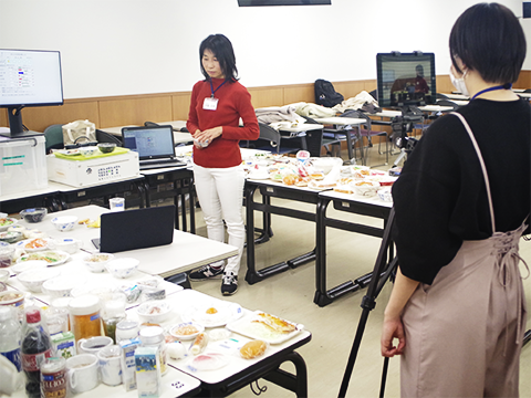 リモート栄養指導（管理栄養士と学生）