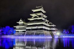 Matsumoto Caste illuminated at night
