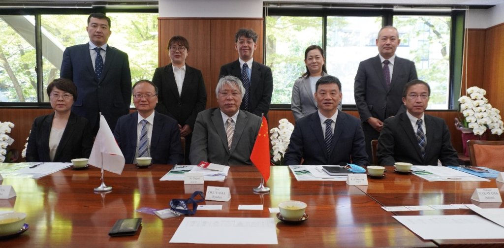 河北医科大学代表団が信州大学医学部を表敬訪問されました