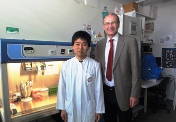 指導教員のProf. Henning Morawietzと研究室にて