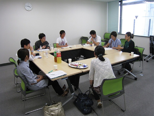 Small group meeting風景