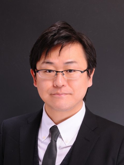 新堀　佳紀