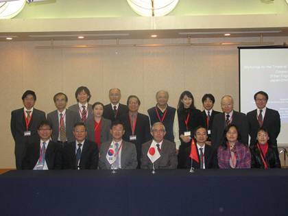 日中韓伝統技術ワークショップ（繊維分野）（主催 信州大学繊維学部　共催 文部科学省，日本学術振興会）開催