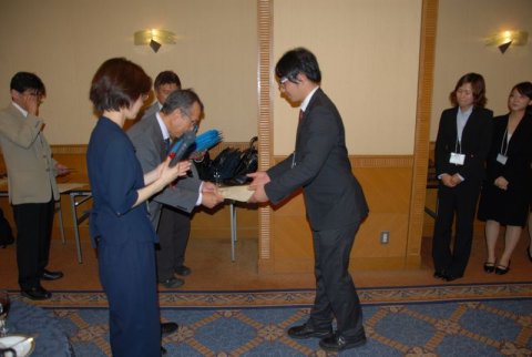 総合工学系研究科 生命機能・ファイバー工学専攻 山口穂高さんが繊維学会で若手優秀発表賞を受賞