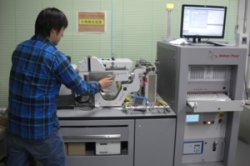 生命現象を支えるミクロな世界の仕組みを物理と化学の力を使って探求する！