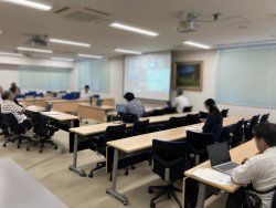 高等教育研究センターFD「緊急FD！今年の1年生ってどう？」を開催しました。