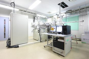 精密触媒制御ナノカーボン合成・分析装置