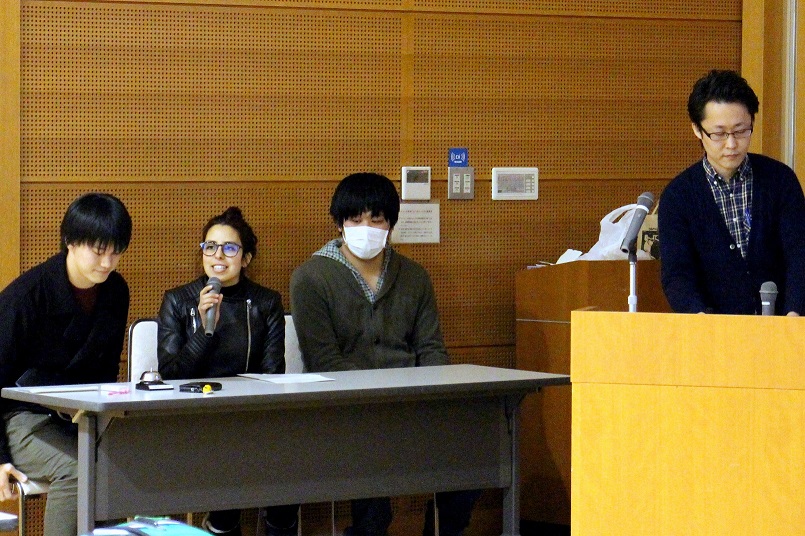 Ms. Naouma, second from left, chairing the oral session.